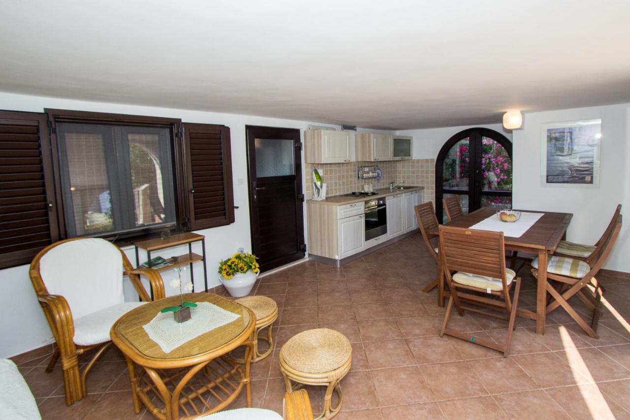 Apartmani Alic Σίμπενικ Εξωτερικό φωτογραφία