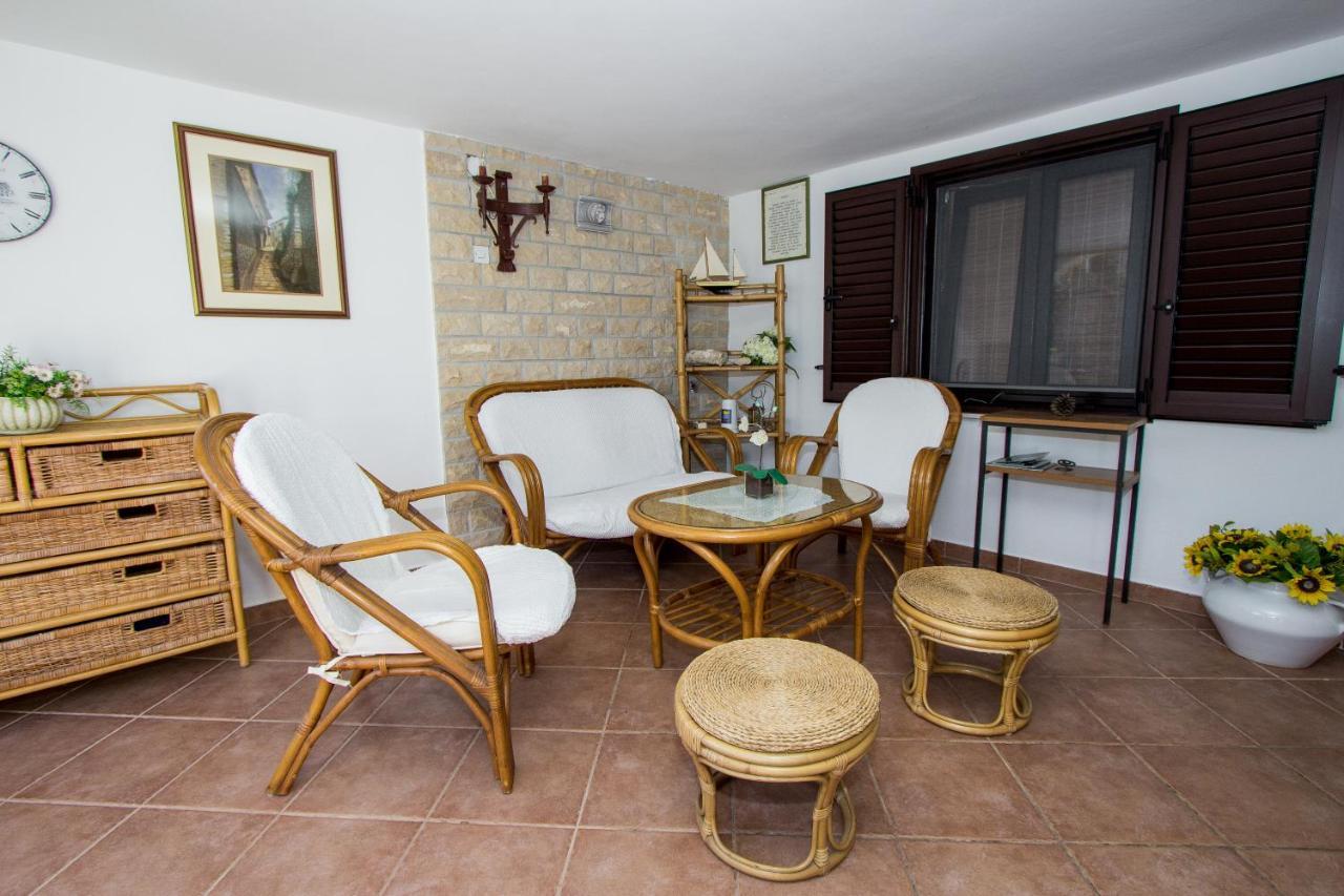 Apartmani Alic Σίμπενικ Εξωτερικό φωτογραφία