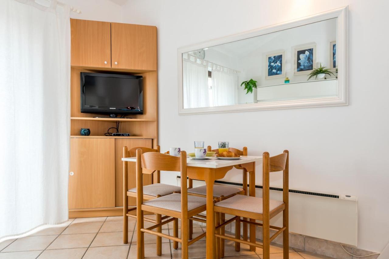 Apartmani Alic Σίμπενικ Εξωτερικό φωτογραφία