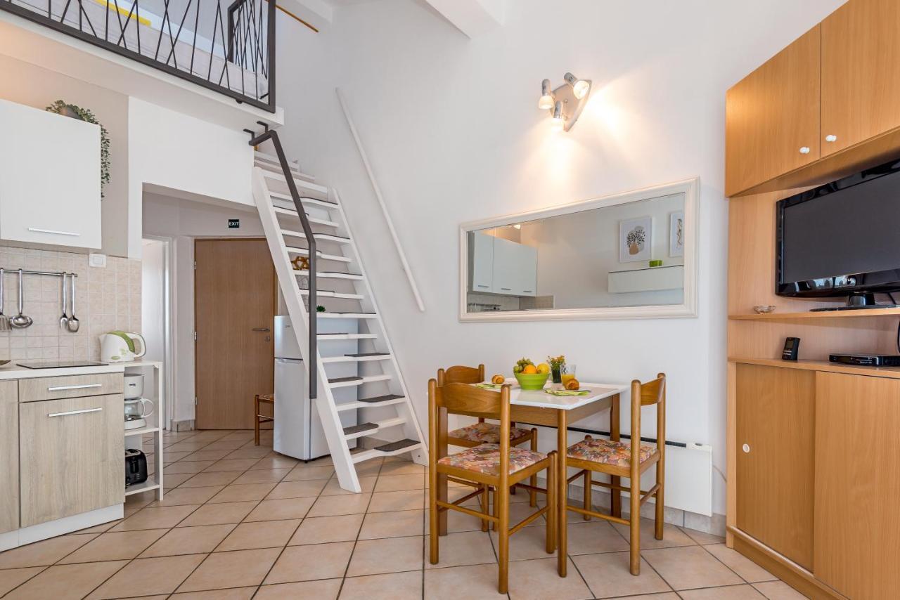 Apartmani Alic Σίμπενικ Εξωτερικό φωτογραφία