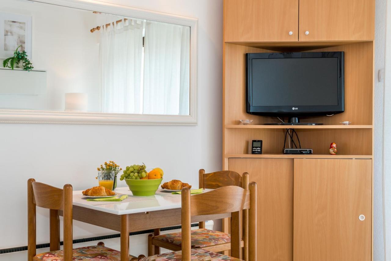 Apartmani Alic Σίμπενικ Εξωτερικό φωτογραφία